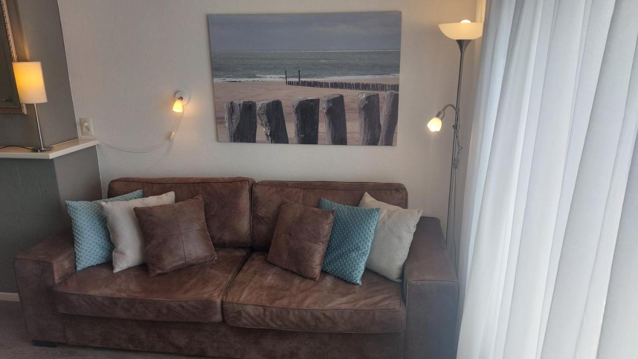 Appartement Met Inpandig Balkon, 150 Meter Verwijderd Van Strand En Centrum Zoutelande Kültér fotó